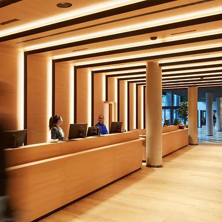 Scandic Frankfurt Hafenpark 4* Fráncfort del Meno