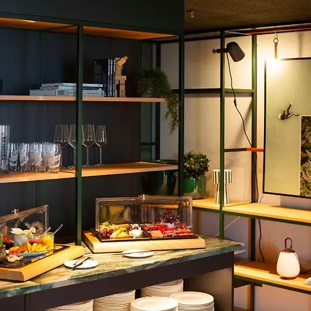 Hotel Scandic Frankfurt Hafenpark 4*