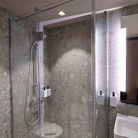 Hotel Scandic Frankfurt Hafenpark 4*