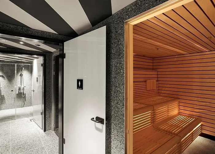 Scandic Frankfurt Hafenpark 4*