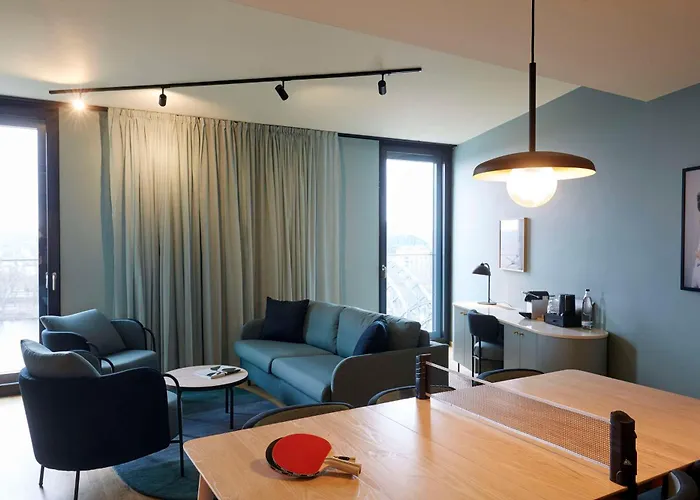 Szálloda Scandic Frankfurt Hafenpark